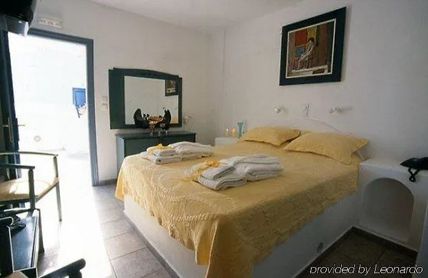 Regina Mare-adults Only 4* Imerovigli (Santorini)