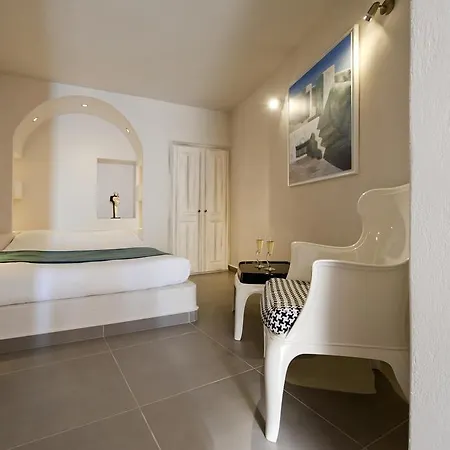 Regina Mare-adults Only Otel Imerovigli (Santorini)