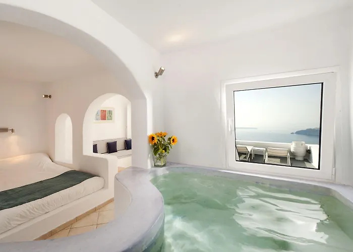 Regina Mare-adults Only 4* Imerovigli (Santorini)
