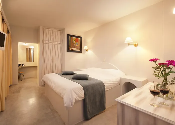 Regina Mare-adults Only 4* Imerovigli (Santorini)