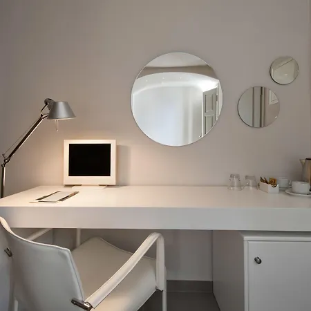 Regina Mare-adults Only Imerovigli (Santorini)