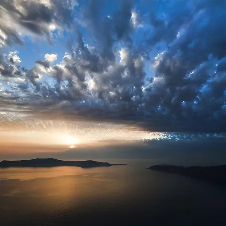 Regina Mare-adults Only Imerovigli (Santorini)