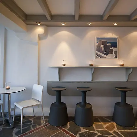 Regina Mare-adults Only 4* Imerovigli (Santorini)