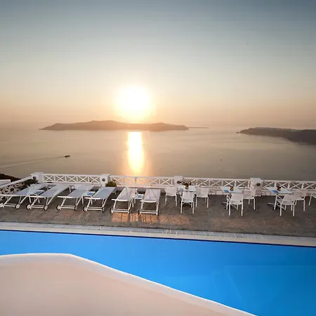 Regina Mare-adults Only 4* Imerovigli (Santorini)